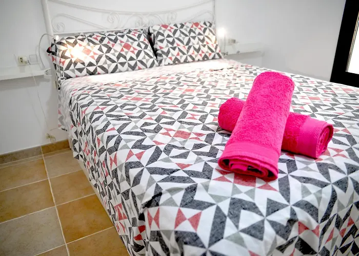 Appartamento Casa Con Encanto En El Centro De Peralada: 6 Personas, Wifi, Smart Tv, A/c - Es-228-172 *